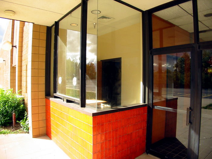 Traverse Bay Cinema - October 2002 Photo (newer photo)